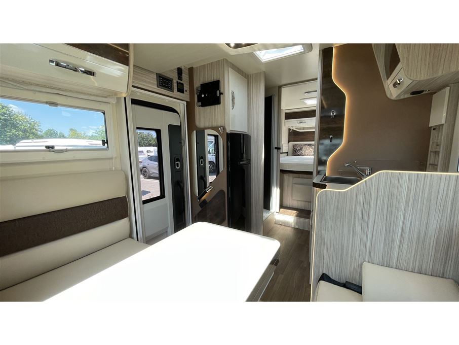 Elnagh T-Loft 582
